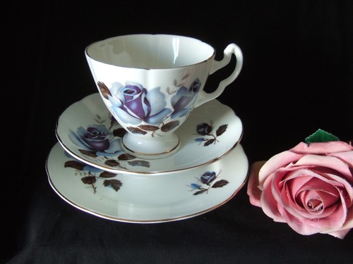 Harleigh bone china trio - harleigh,