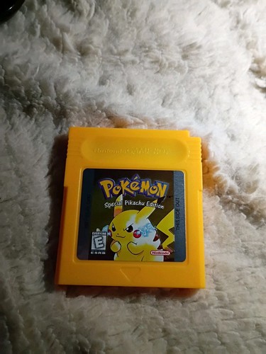 Pokémon yellow version - yellow,
