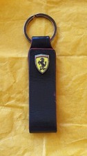 FERRARI KEYRING BLACK / RED