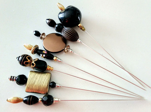 Vintage bead hat pins - x,