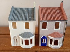 Pair Of Hornby Skaledale R9644