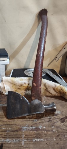 Plumb hatchett - plumb,