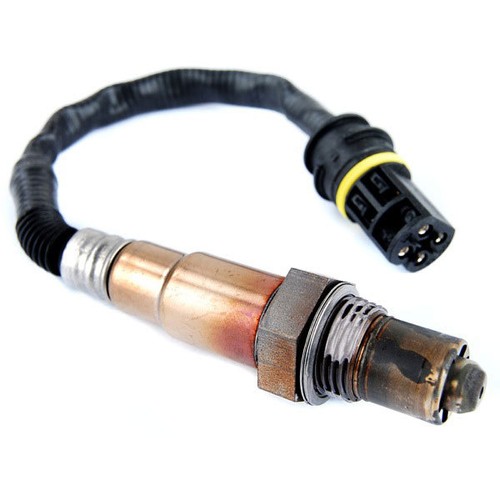 Oxygen sensor left - oxygen, right