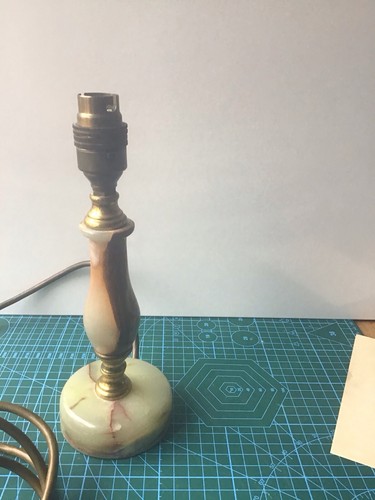 Onyx table lamp stunning item - onyx,