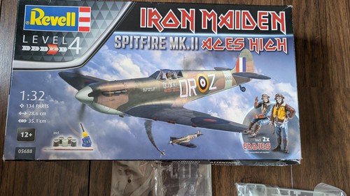 Revell spitfire ii - ii, "