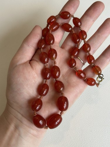 Vintage uranium glass necklace - vintage,