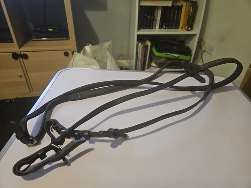 Black rubber reins full size - full,
