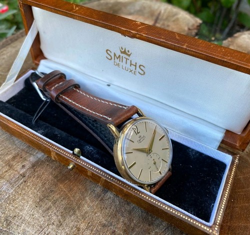 Vintage smiths deluxe 9ct gold - vintage,