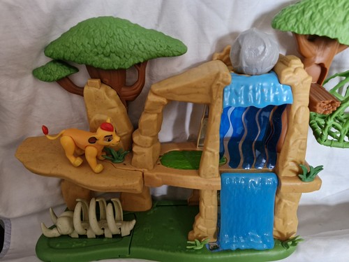 Disney the lion guard - the, defend