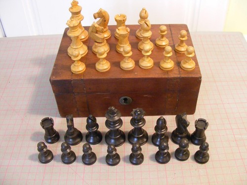 61mm chess set antique - chess,