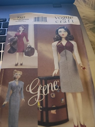 Ashton drake gene vogue sewing - vogue,