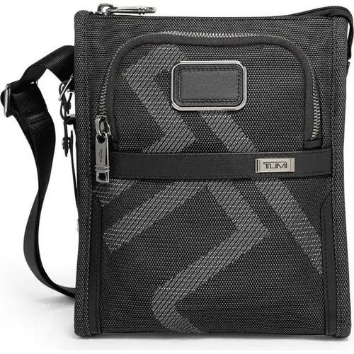 New tumi alpha pocket - new,