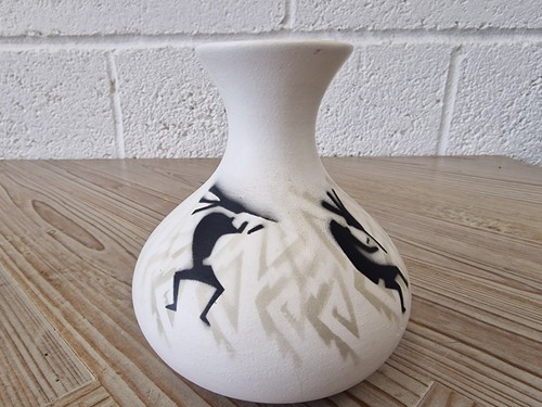 Hozoni pottery native - native, american