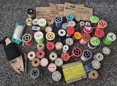Fly tying materials - fly, of