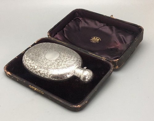 Victorian boxed silver hip - silver,