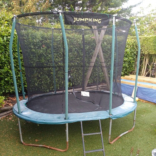 Used jumpking 7 ft - jumpking,