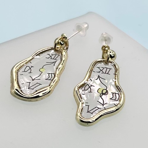 Gold dali inspired melting - gold,
