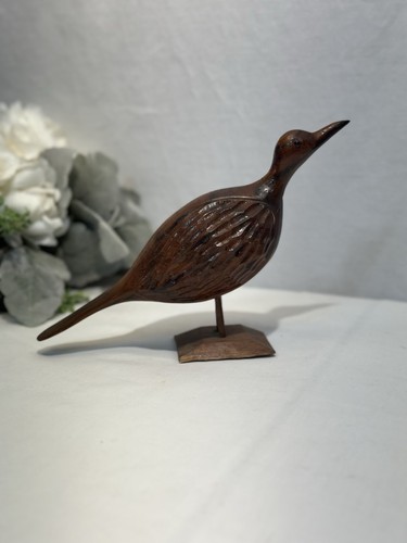 Nice vintage carved bird - nice, road