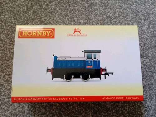 Hornby r30016 gauge ruston - oo,