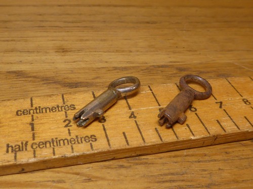 Antique bramah keys - 2,