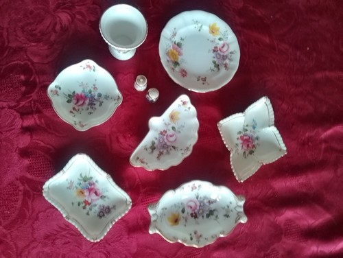 Royal crown derby posies - crown,