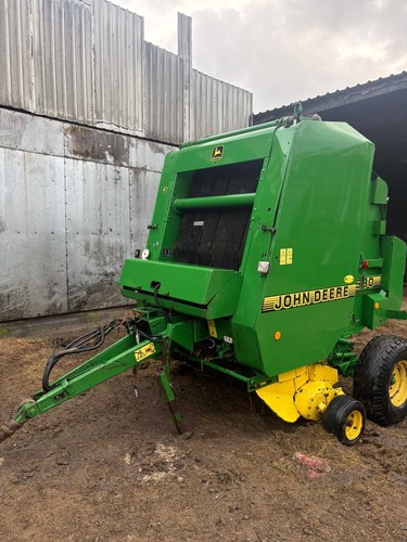 John deere roumd baler - john,