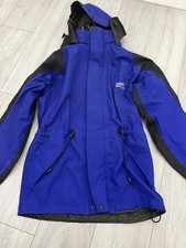 Mountain Equipment “Kodiak” Gore-Tex Waterproof Jacket – Size Medium Blue/Black