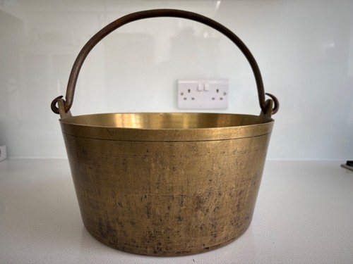 Antique brass jam preserving