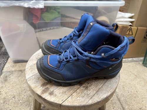 Blue quechua walking boots - blue,
