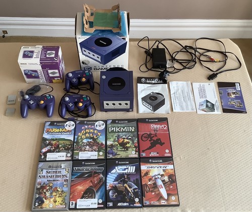 Nintendo gamecube console - nintendo,