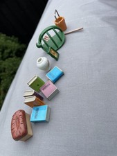 Sylvanian Families pieces books bread photo frame vase vintage 1980s