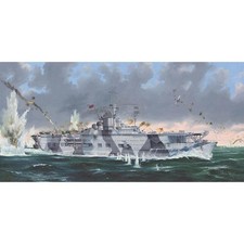 Trumpeter 5627 German Navy Aircraft Carrier DKM Graf Zeppelin 1:350 Model Kit