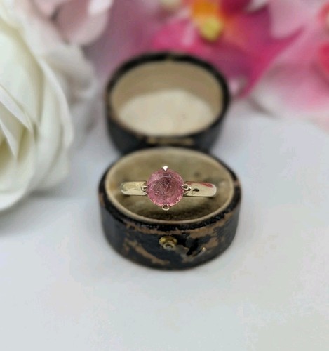 9ct pink topaz solitaire ring - 9ct,