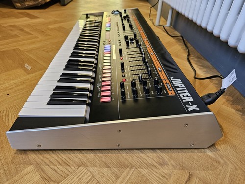 Roland jupiter synthesizer - jupiter-x,