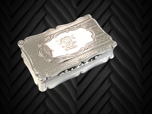Antique silver snuff box - snuff,