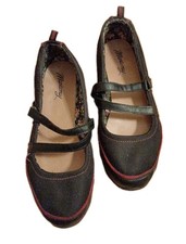 Ladies Flat Black Strappy