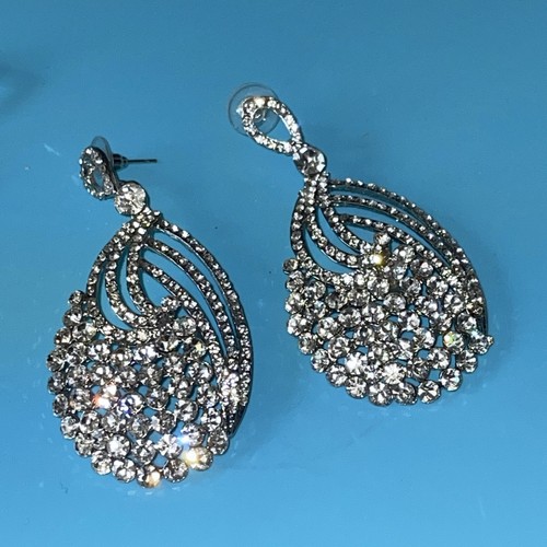 Stunning large silver tone - large,