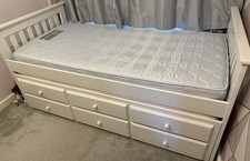Trundle wooden bed & 2x