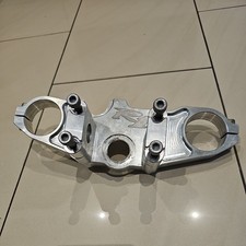 Superbike Top Yoke Yamaha Yzf-R1 (Rn04) | 00-01 | Booster riser Streatfighter 