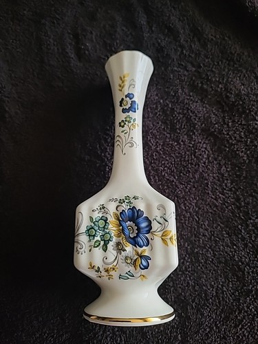 Royal tara china bud vase - china,