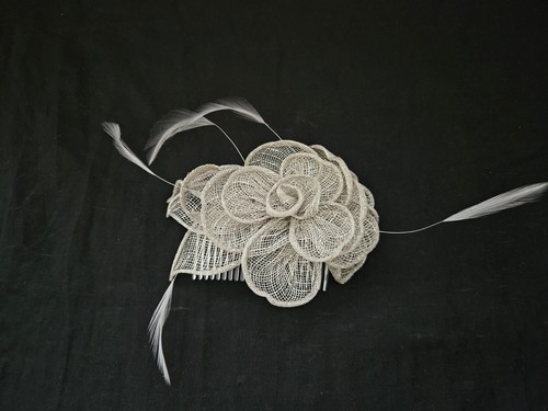 Silver comb fascinator mesh - silver,