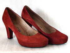 UNISA Red Suede Ladies Court