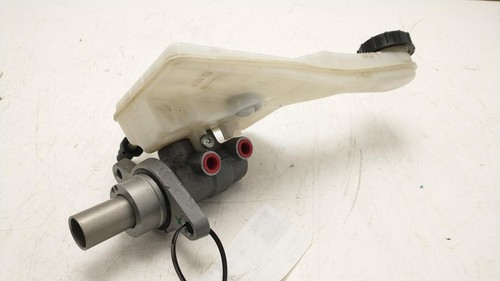 Ford focus master cylinder - focus,