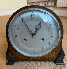 Vintage Smiths Enfield Mantel