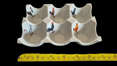 Porcelain egg tray with