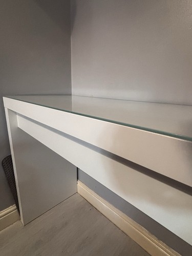 Ikeas table - ikeas,