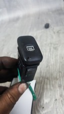 KIA Sedona SE 1999-2001 HEATED SCREEN SWITCH (FRONT) 