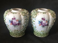 FINE ANTIQUE PAIR OF NIPPONWARE MORIAGE PORCELAIN HAND PAINTED FLORAL VASE c1920