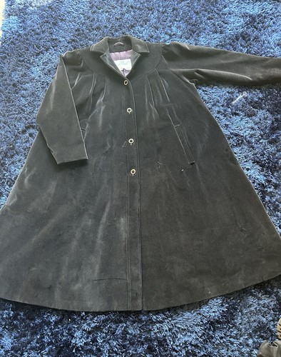 Vintage aquascutum black - aquascutum,