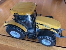 Challenger MT685E Toy Tractor